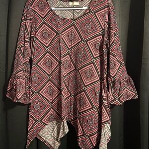 Bobbie Brooks Pink and Black Geometric Tunic